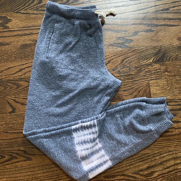 Tie dye jogger set top medium bottom small - Picture 4 of 8